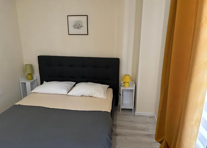 Lägenhet Ground Floor