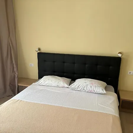 Ground Floor דירה