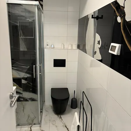 דירה Ground Floor *