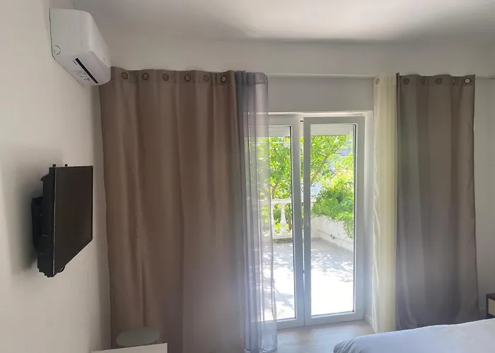 Ground Floor Apartament Palit